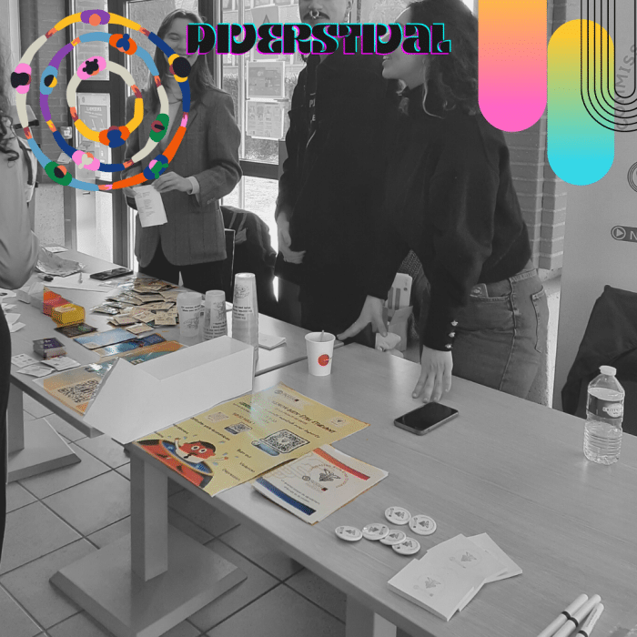 Espace de discussion & distribution gratuite. 1 Espace de discussion distribution gratuite 1