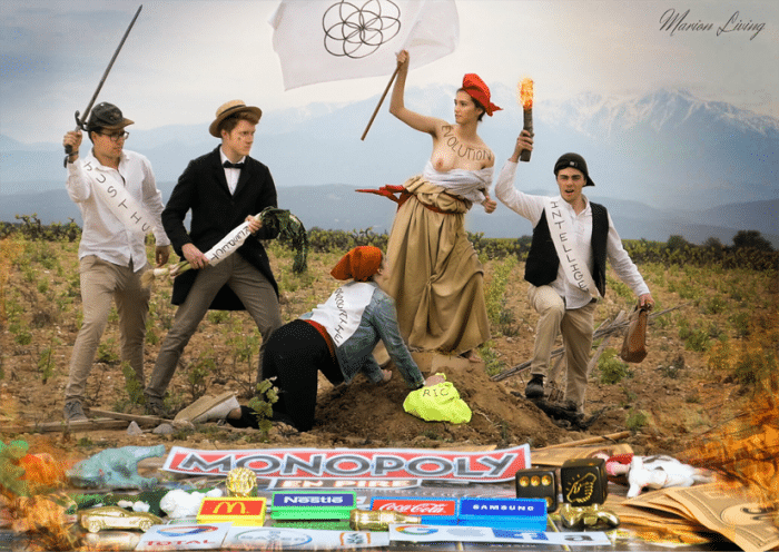 Exposition des lauréats régionaux 2019 du concours de la création étudiante photo sur le thème « révolution ». 1 Revolution Marion Living petit