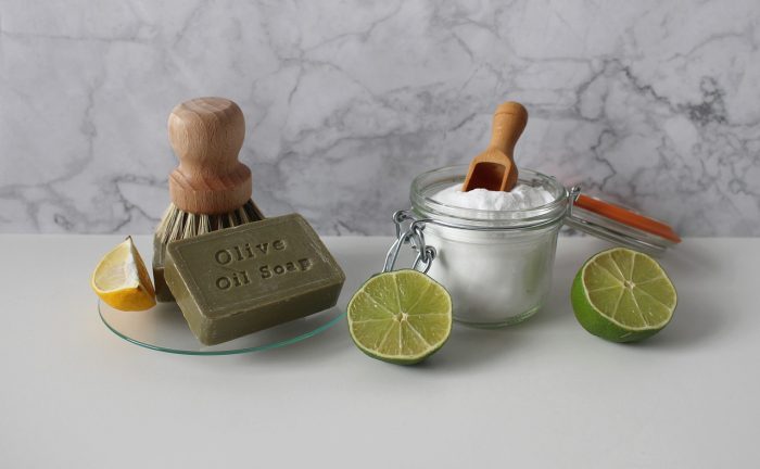 Fabriquer ses produits ménagers éco-responsables 1 soda, lime, soap